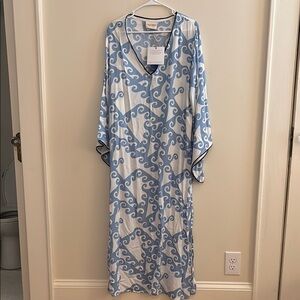 Blue and White Patterned Kaftan